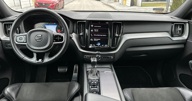 Volvo XC 60 cena 139900 przebieg: 74400, rok produkcji 2018 z Pabianice małe 79